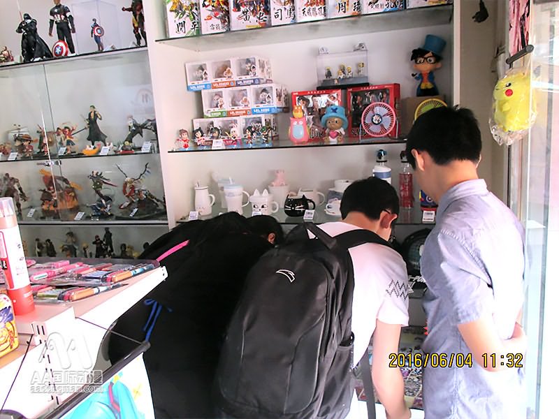 AA國(guó)際動(dòng)漫：開動(dòng)漫店四巧招做生意_2