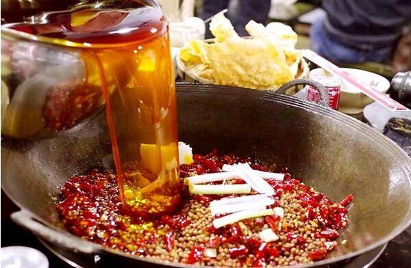 重慶火鍋加盟需要注意什么（圖）_1