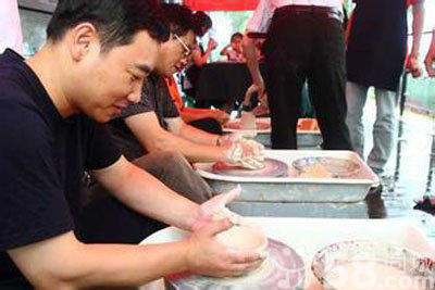 陶指藝手工陶藝加盟-國內(nèi)首家手工陶藝綜合品牌_1