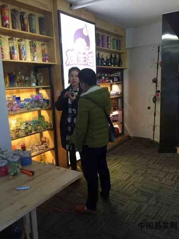 廣西玉林創(chuàng)意燭生活店簽約加盟（圖）_1