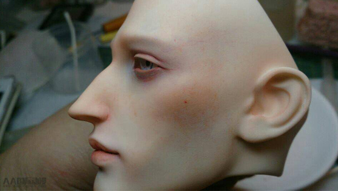 大陸興起DIY“改娃師” 替娃換妝月薪過萬_1