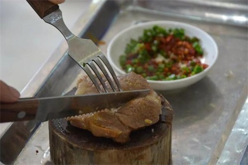 小本創(chuàng)業(yè)投資的好選擇重慶正宗老火鍋加盟_4