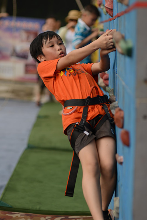 國內(nèi)游學夏令營（圖）_3