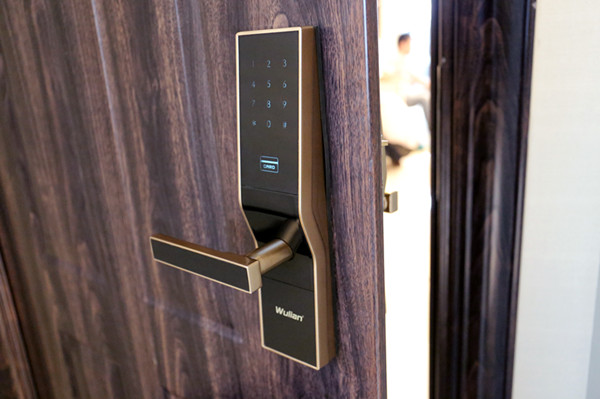 智能家居項(xiàng)目案例┃?？诮鹑谑思腋叨俗≌瑓^(qū)智能化（圖）_6