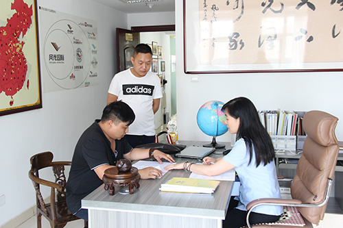 热烈祝贺风光地产河北省辛集市区域公司正式合作成立（图）_1