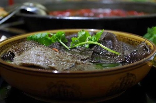 重慶連鎖火鍋加盟店的優(yōu)勢(shì)是什么_1