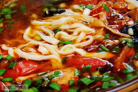 面館加盟店月收入過(guò)二萬(wàn)（圖）_1