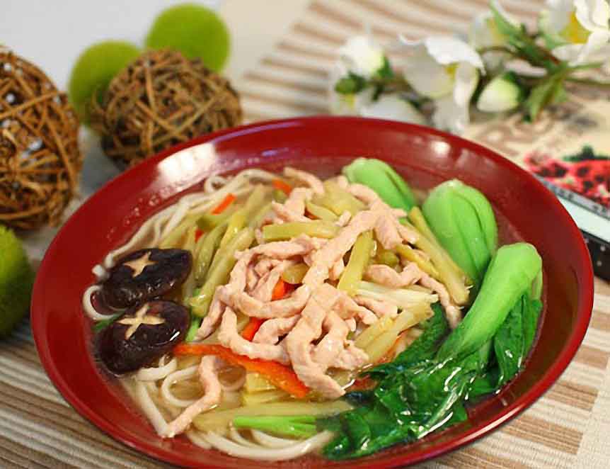 面館加盟店月收入過(guò)二萬(wàn)（圖）_2