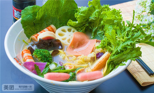 麗水市麻辣燙加盟哪個(gè)好麻辣燙加盟費(fèi)用（圖）_2