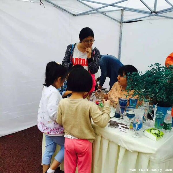 陶指藝手工陶藝店參加中意國際兒童藝術(shù)集市_9