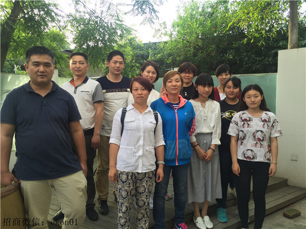 首批領(lǐng)取雄鷹計劃DIY創(chuàng)業(yè)基金的創(chuàng)客報道（圖）_1