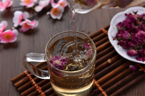 潤(rùn)歆堂教你挑選玫瑰花茶妙招（圖）_1
