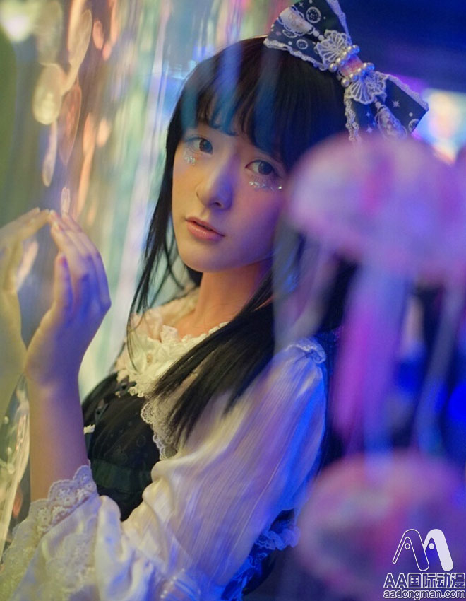 徐嬌玩Cosplay 彰顯御姐氣質(zhì)_8