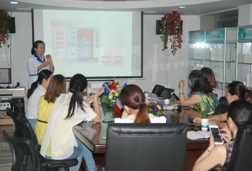 洛納丹蒂祛斑連鎖加盟商培訓會在深圳盛大啟航（圖）_2