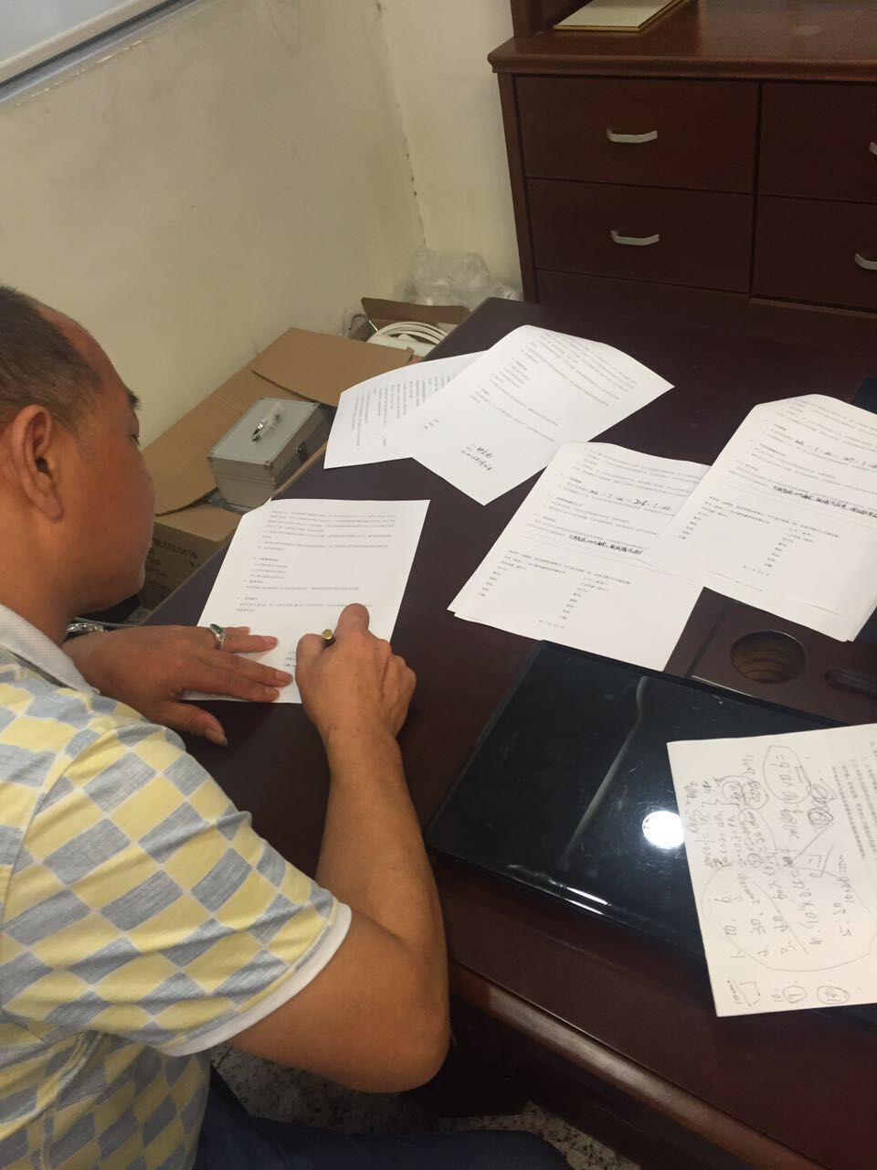 看千野電器豪的氣質(zhì) 4天6家凈水器加盟店入駐（圖）_2