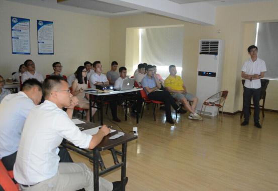 同心共贏 揚帆起航——藍天豚復合型精英人才第一期培訓班開班（圖）_2