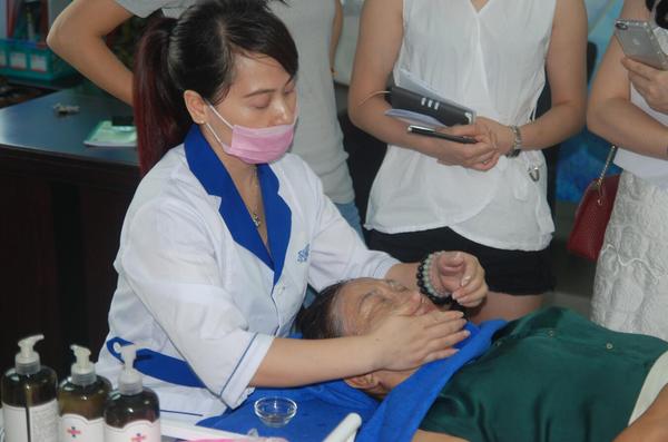 法國(guó)洛納丹蒂專業(yè)祛斑品牌連鎖加盟商培訓(xùn)會(huì)圓滿落幕!（圖）_11