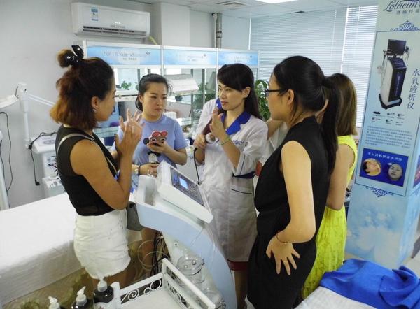 法國(guó)洛納丹蒂專業(yè)祛斑品牌連鎖加盟商培訓(xùn)會(huì)圓滿落幕!（圖）_21