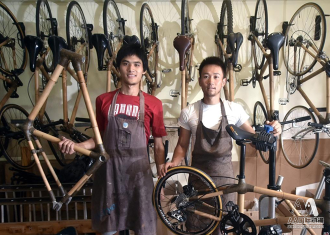 AA國際動漫：小伙DIY自制竹子自行車游拉薩_1