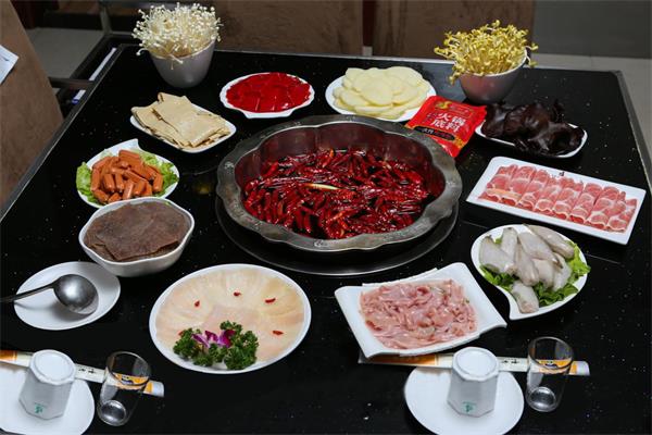 重慶口碑比較好的老火鍋加盟品牌（圖）_1