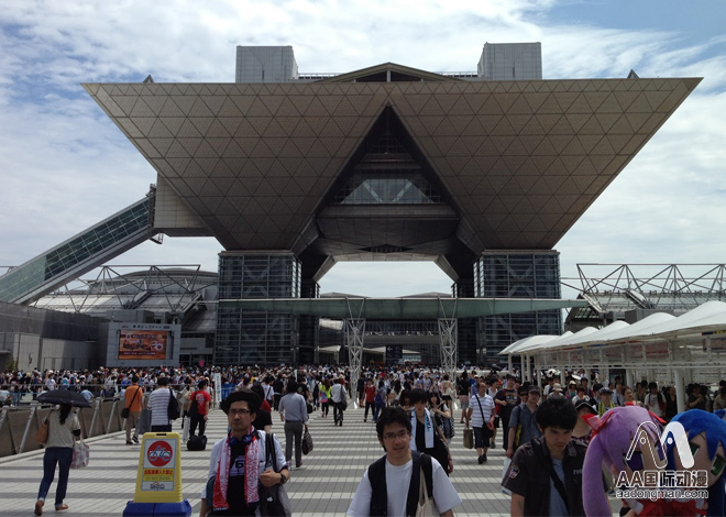 53萬動漫迷聚首C90，共赴二次元創(chuàng)百億收入_1