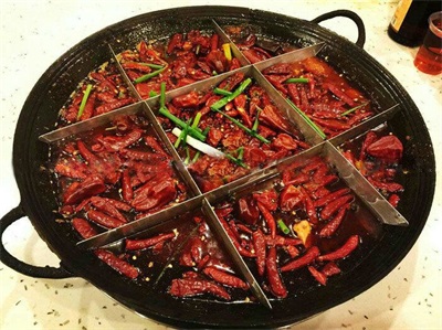 重慶老火鍋加盟店怎樣選擇品牌_2