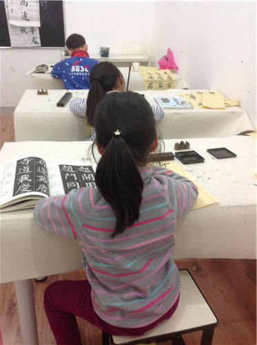 鄭東新區(qū)少兒書法培訓課程哪家好（圖）_1
