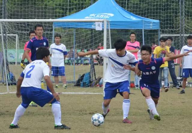 南通第十五屆足球挑戰(zhàn)賽—— 睿祺無鎖孔智能防盜門第一支足球隊(圖)_7
