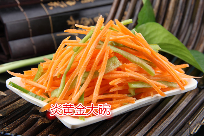 蘭州正宗拉面加盟（首選）蘭州炎黃金大碗牛肉面加盟 現(xiàn)在，市面上的品牌牛肉面加盟商有很多，不光是蘭州本土的甚至北京等地也有品牌牛肉面加盟商。是不是隨便加盟哪個品牌（圖）_4