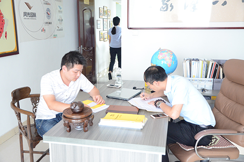 热烈祝贺风光地产扬州广陵区域公司正式合作成立（图）_1