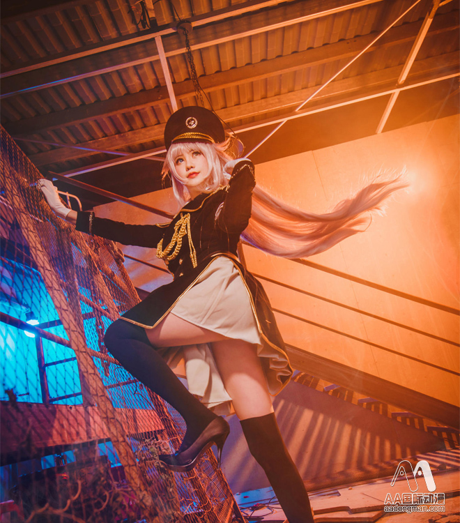 史詩(shī)級(jí)COS賞析 軍裝大覺(jué)醒_11