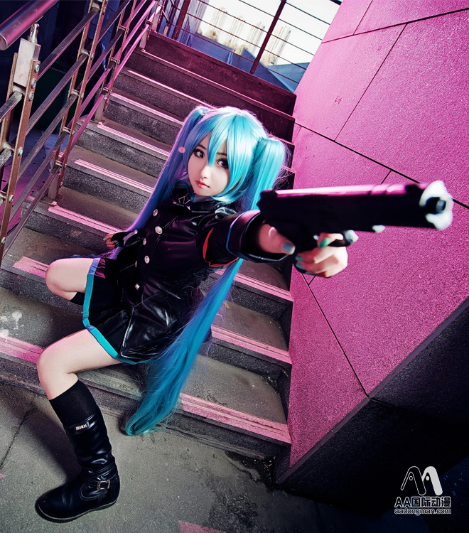 AA國際動漫：史詩級COS賞析，軍裝大覺醒_2