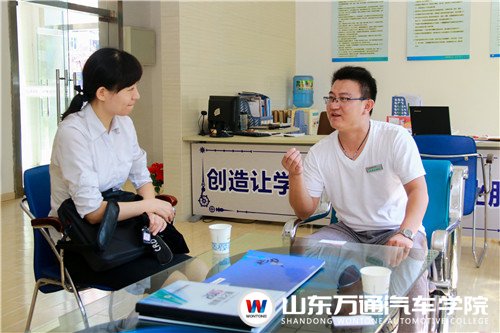 山東萬通開啟專場招聘會（圖）_1