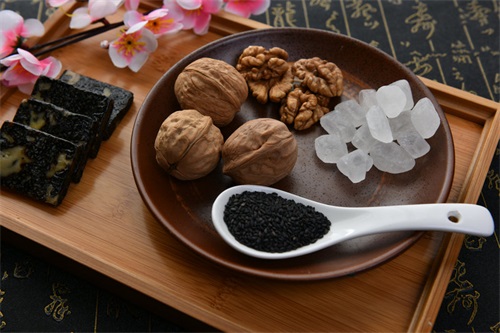 潤歆堂阿膠糕是你創(chuàng)業(yè)、組建微商團(tuán)隊的首選品牌（圖）_3