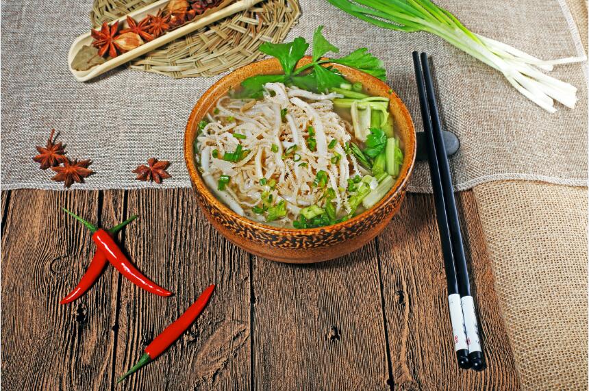 牛勁道蹺腳牛肉加盟推出蹺腳牛肉店升級(jí)換代（圖）_1