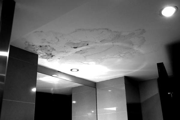 樓上不防樓下防不“滲”防，裝修這個地方錢還是別省啦?。▓D）_1