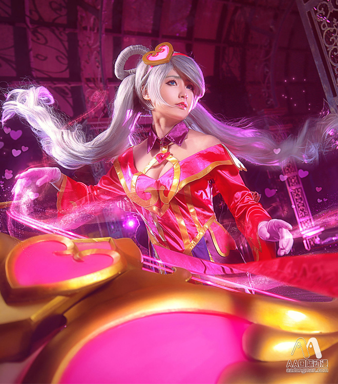 競(jìng)技運(yùn)動(dòng)員出征S6 英雄聯(lián)盟Cosplay賞析_6