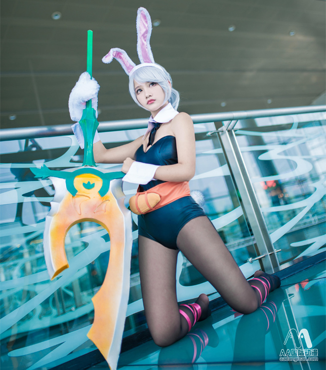 競(jìng)技運(yùn)動(dòng)員出征S6 英雄聯(lián)盟Cosplay賞析_9