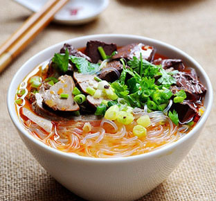 鴨血粉絲哪里有學(xué)  特色鴨血粉絲培訓(xùn)（圖）_1