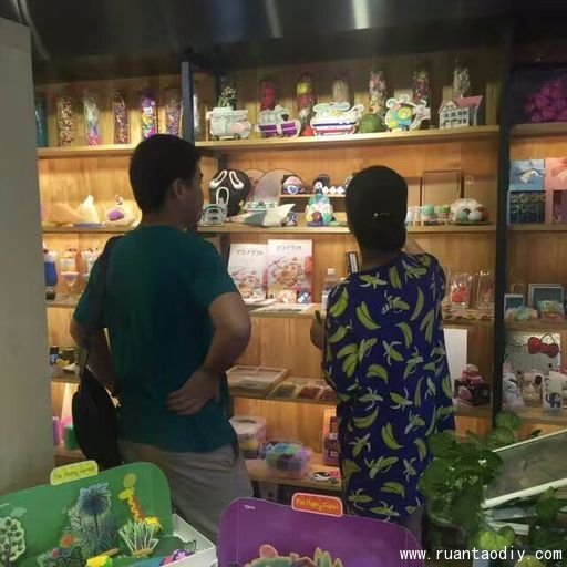 首位EKON手作加盟商正式在總部簽約成功（圖）_1