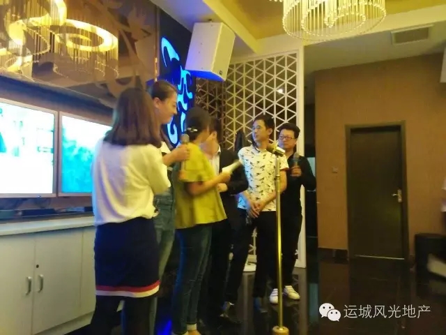 9月19日運(yùn)城風(fēng)光地產(chǎn)分公司運(yùn)營一周年(圖)_5
