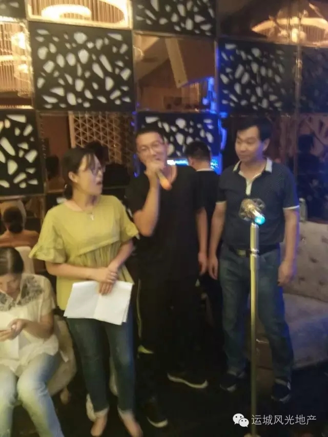 9月19日運(yùn)城風(fēng)光地產(chǎn)分公司運(yùn)營一周年(圖)_12