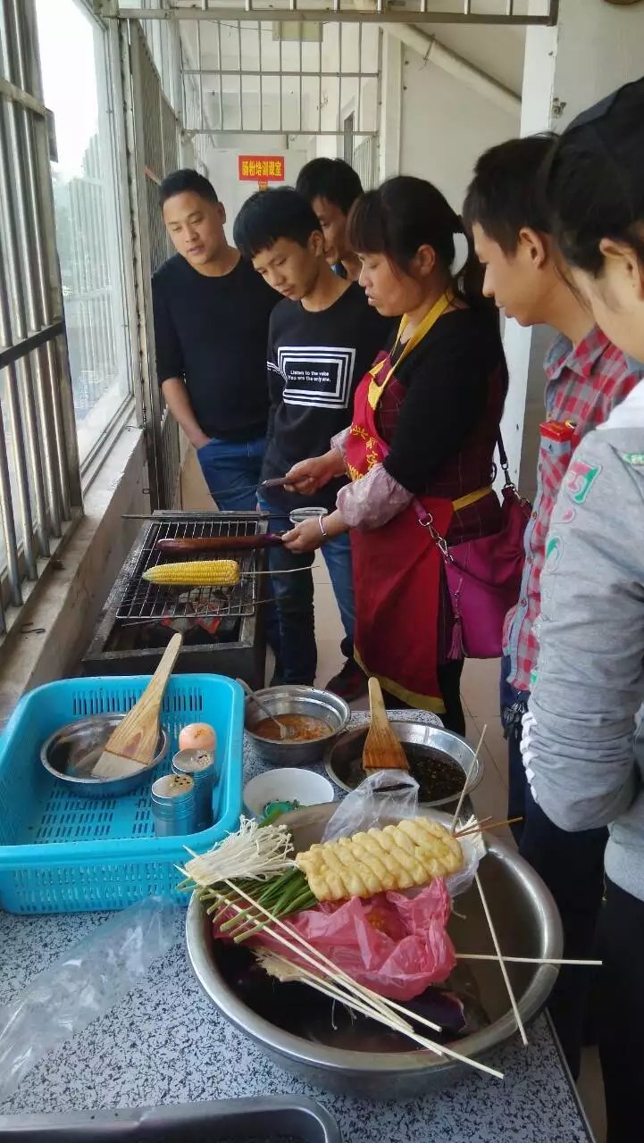 广州奥尔良烤鸡脖培训，奥尔良烤鸡培训（图）_1
