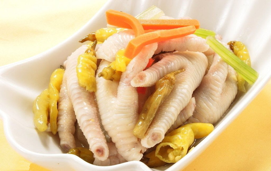 泡椒鳳爪怎么做 哪里有泡椒鳳爪技術(shù)學(xué)（圖）_1