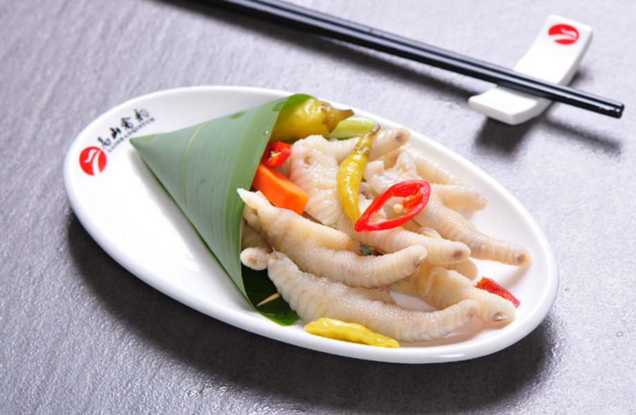 泡椒鳳爪怎么做 哪里有泡椒鳳爪技術(shù)學(xué)（圖）_3