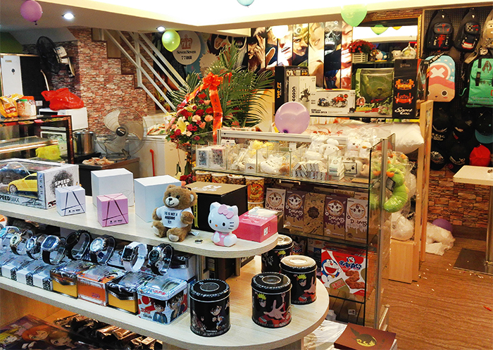 地段對于77動漫店來說有影響嗎_3