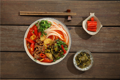 特色餐飲加盟項目沈小福米線帶你走向成功（圖）_1