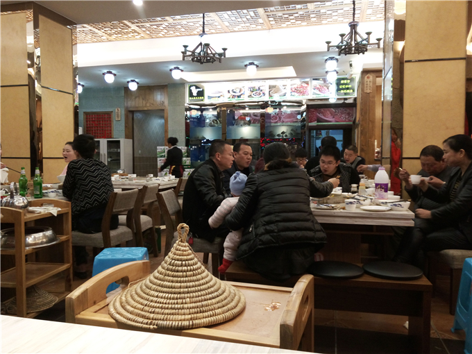 高顏值 就要小鮮肉 — 妙廚老爹巴中店盛大開業(yè)（圖）_4