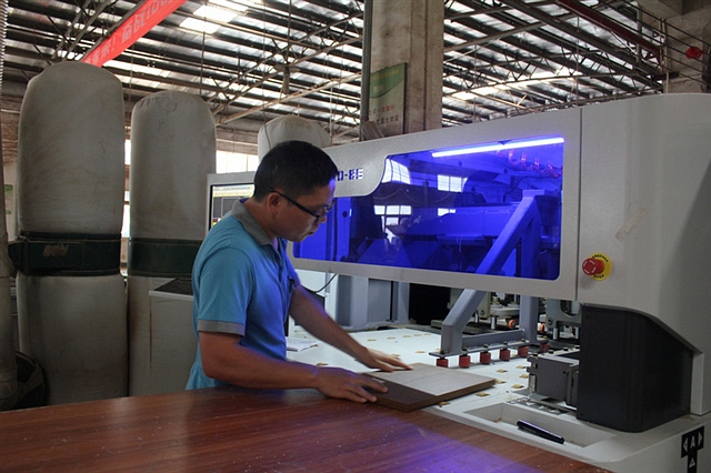 “大干100天，創(chuàng)造未來”－億尚家居（圖）_5