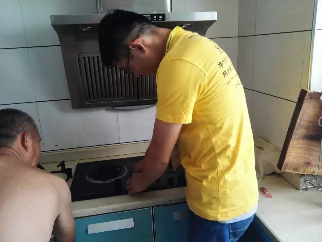 “一切為了客戶”－ 想客戶之所想 急客戶之所急（圖）_4